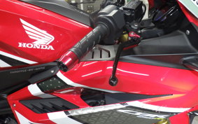 HONDA CBR250RR 1985 MC51