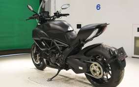 DUCATI ディアベル 2014