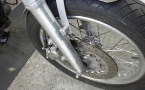YAMAHA SR400 Gen.3 2001 RH01J
