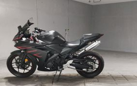 YAMAHA YZF-R25 RG10J