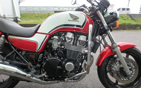 HONDA CB750 2025 RC42