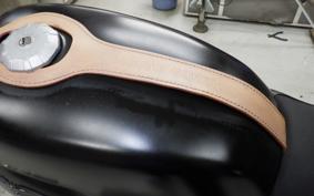 MOTO GUZZI V7 STONE 2022