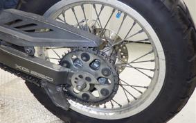 YAMAHA TRICKER