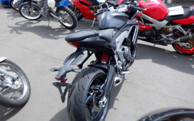 TRIUMPH DAYTONA 660 2024 LGL23U