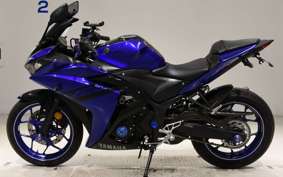 YAMAHA YZF-R25 A 2010 RG43J
