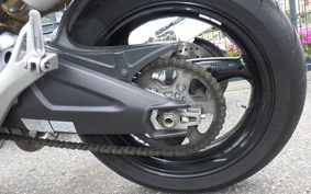 DUCATI MONSTER 696 + 2010