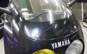 YAMAHA FZR250 2KR