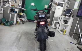 YAMAHA FZ25 1991