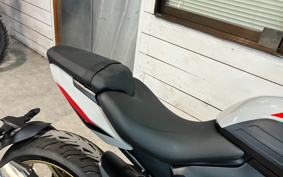 TRIUMPH TRIDENT 800 2026 L24P40