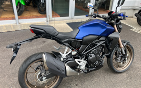 HONDA CB250R MC52