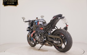 BMW M1000R 2024