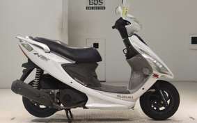 SUZUKI GSR125