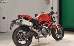 DUCATI MONSTER 696 + 2010