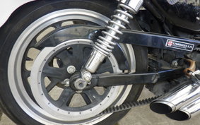 HARLEY XL883LI