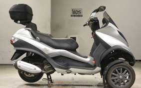 PIAGGIO MP3 250