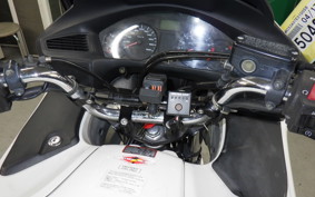 HONDA DEAUVILLE 680 2007