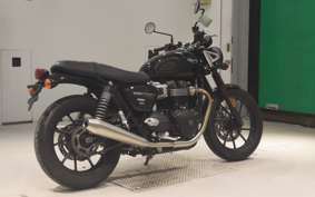 TRIUMPH STREET TWIN 2022