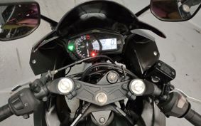 YAMAHA YZF-R25 RG10J