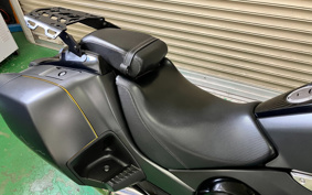 HONDA NM4 VULTUS -02 2014 RC82