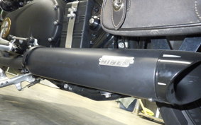 TRIUMPH BONNEVILLE BOBBER 2017