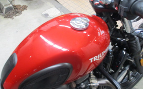 TRIUMPH STREET TWIN 2021 DAD74G