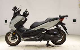 HONDA FORZA 250 MF17