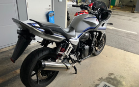 HONDA CB1300 SUPER  BOL DOR ABS 2023 SC54