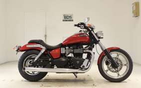 TRIUMPH SPEEDMASTER 2011