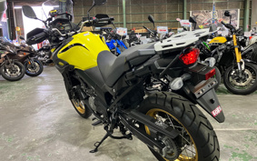 SUZUKI V-STROM 650 XT 2019 C733A