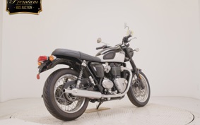 TRIUMPH BONNEVILLE T120 2025