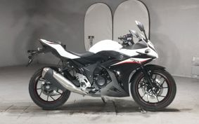 SUZUKI GSX250 R DN11A