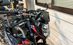 BMW M1000R 2024 0E81