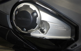 HONDA NM4 VULTUS -01 2015 RC82