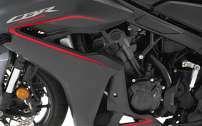 HONDA CBR650R E-Clutch 2025 RH17