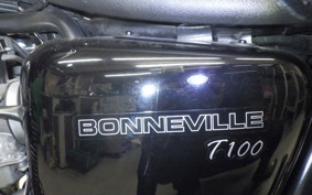TRIUMPH BONNEVILLE T100 2014