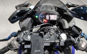 YAMAHA YZF R-3 2018 RH13J