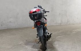 YAMAHA YBR125 RE05