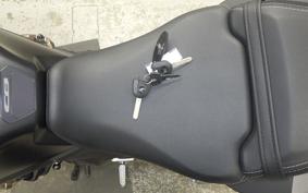 HONDA CB650R 2025 RH17