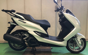 YAMAHA MAJESTYS SG28J