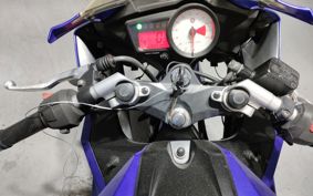 YAMAHA YZF-R125 RE06