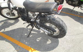 YAMAHA TW225 DG09J