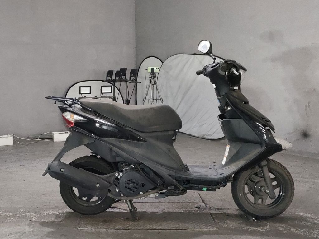 Фото Suzuki ADDRESS V125 с японского аукциона