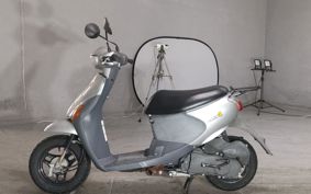 SUZUKI LETS4 CA45A