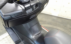 SUZUKI SKYWAVE 250M CJ45A