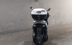 APRILIA SR MAX 125 ..