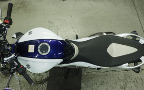 SUZUKI ｸﾞﾗﾃﾞｨｳｽ400 2010 VK58A