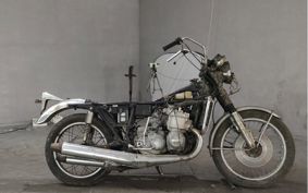 SUZUKI GT750 GT750