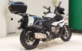 BMW S1000XR 2015