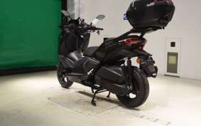 YAMAHA X-MAX 250 SGA8J