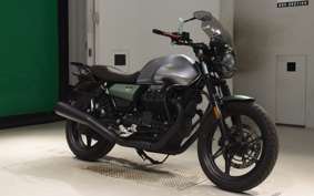 MOTO GUZZI V7 STONE 2 2022